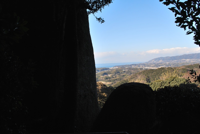 神籠石（ひもろぎいし）頂上から見た風景