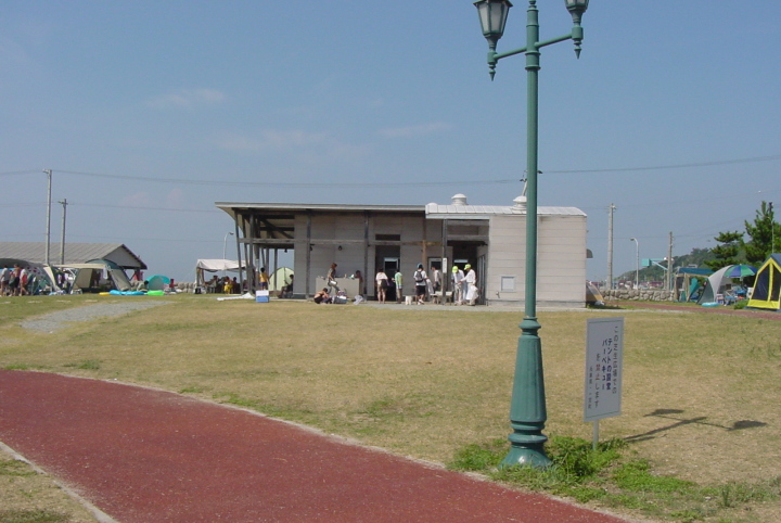 尾崎海水浴場　管理施設